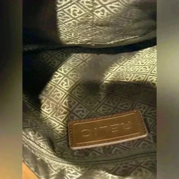 Women’s Relic By Fossil Cora Expandable Zippered Crossbody Bag: Cognac - Picture 9 of 9